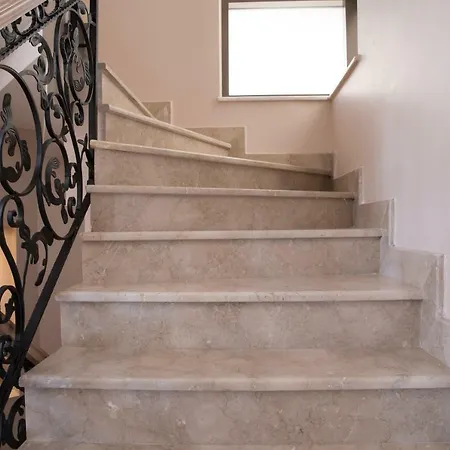 Important Group Bd417 - Reeza Vila *