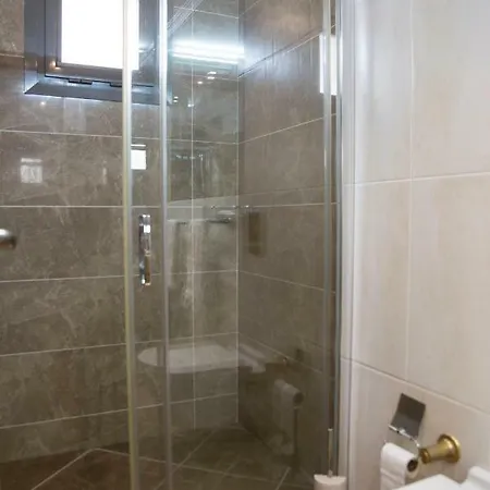 Important Group Bd417 - Reeza Villa *